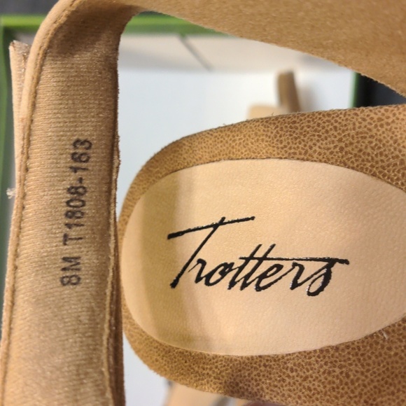 Trotters Minnie Slingback Sandal, Women's Size 8 M, Nude NWT - Picture 5 of 7